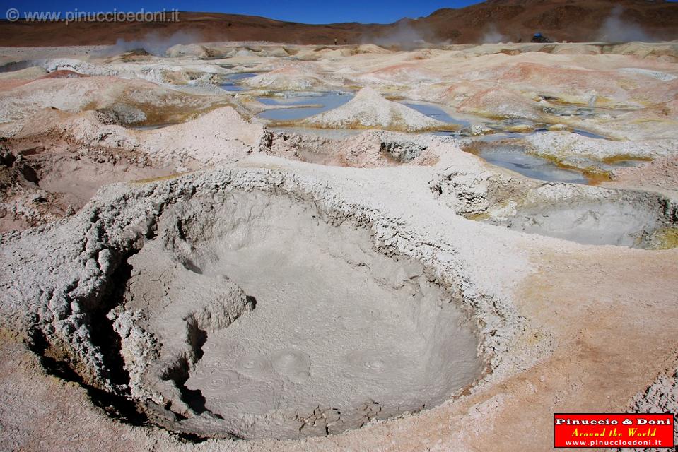 BOLIVIA 2 - Geyser Sol de Manana - 14.jpg